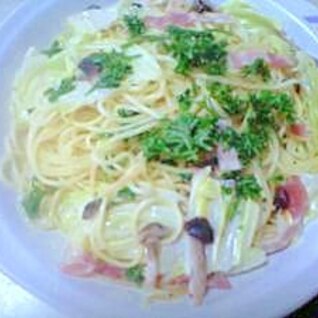 たっぷりキノコパスタ